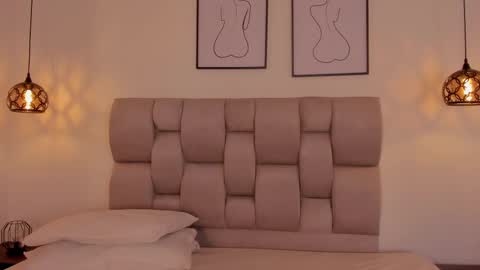 hanna__evans_ online show from 22, 9, 2025