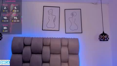 hanna__evans_ online show from 23, 3, 2026