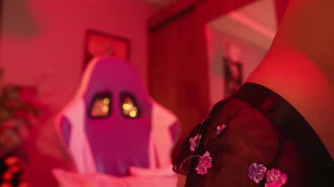 Snapshot of hanna_chris chatting on 13, 10, 2025 HANNA online show from 13, 10, 2025