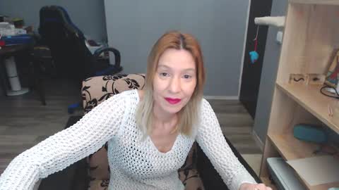 Snapshot of hanna_ha chatting on 28, 2, 2025 hanna_ha online show from 28, 2, 2025