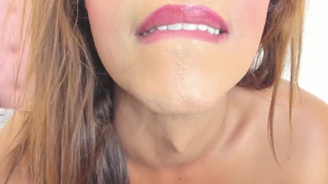 Welcome Guys Im hannaHoney online show from 21, 12, 2024