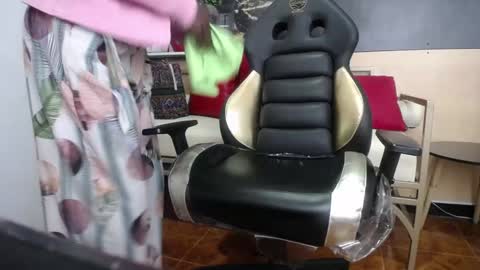 Snapshot of hanna_lamber chatting on 9, 1, 2025 hanna_lamber online show from 9, 1, 2025