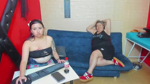 Snapshot of hanna_mature01 chatting on 13, 9, 2025 Hanna online show from 13, 9, 2025