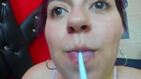 Snapshot of hanna_mature01 chatting on 25, 9, 2025 Hanna online show from 25, 9, 2025