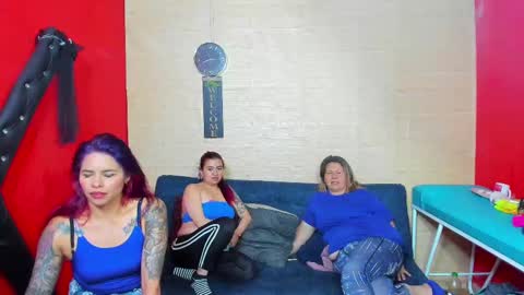 Snapshot of hanna_mature01 chatting on 3, 10, 2025 Hanna online show from 3, 10, 2025