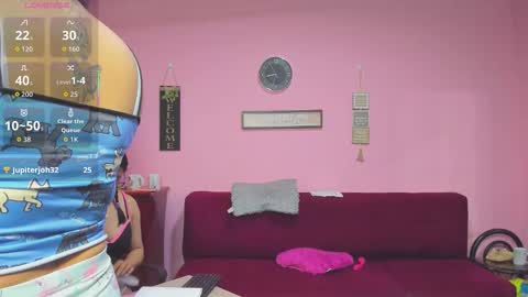 Snapshot of hanna_mature01 chatting on 4, 10, 2025 Hanna online show from 4, 10, 2025