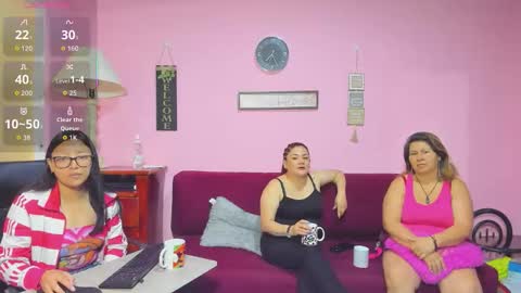 Snapshot of hanna_mature01 chatting on 8, 10, 2025 Hanna online show from 8, 10, 2025