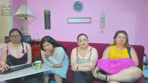 Snapshot of hanna_mature01 chatting on 10, 10, 2025 Hanna online show from 10, 10, 2025