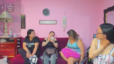 Snapshot of hanna_mature01 chatting on 15, 10, 2025 Hanna online show from 15, 10, 2025