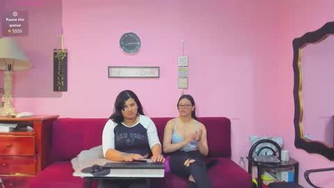 Snapshot of hanna_mature01 chatting on 23, 10, 2025 Hanna online show from 23, 10, 2025