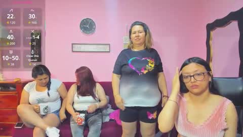 Snapshot of hanna_mature01 chatting on 25, 10, 2025 Hanna online show from 25, 10, 2025