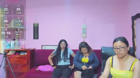 Snapshot of hanna_mature01 chatting on 15, 11, 2025 Hanna online show from 15, 11, 2025