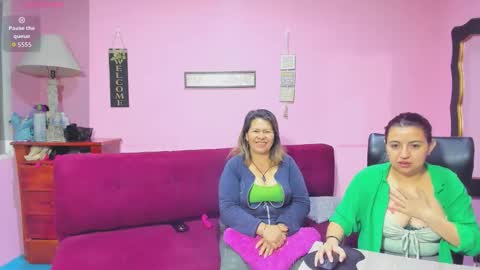 Snapshot of hanna_mature01 chatting on 16, 11, 2025 Hanna online show from 16, 11, 2025