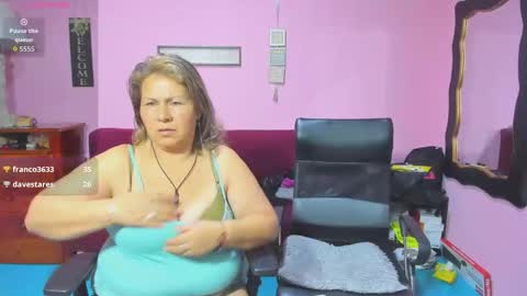 Snapshot of hanna_mature01 chatting on 28, 11, 2025 Hanna online show from 28, 11, 2025