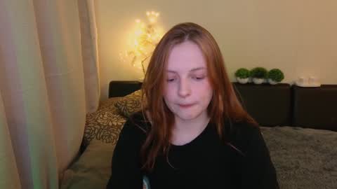 Snapshot of hanna_melon chatting on 4, 2, 2025 Hanna next stream is Mo 8pm-6am by CET online show from 4, 2, 2025