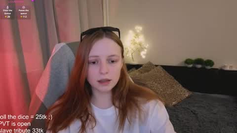 Snapshot of hanna_melon chatting on 12, 2, 2025 Hanna next stream is Mo 8pm-6am by CET online show from 12, 2, 2025