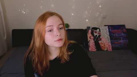 Snapshot of hanna_melon chatting on 17, 12, 2025 Hanna next stream is Mo 8pm-6am by CET online show from 17, 12, 2025