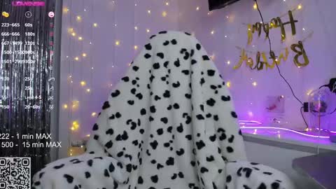 Snapshot of hanna_montanas chatting on 1, 2, 2025 hanna montanas online show from 1, 2, 2025