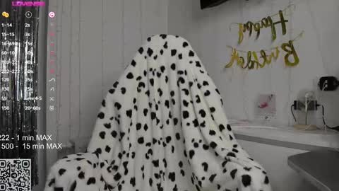 Snapshot of hanna_montanas chatting on 2, 2, 2025 hanna montanas online show from 2, 2, 2025
