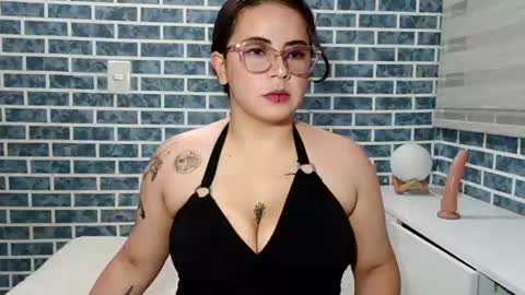 Snapshot of hanna_moons chatting on 12, 6, 2026 hanna_moons online show from 12, 6, 2026