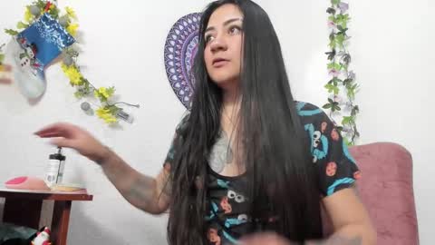 Snapshot of hanna_moore1 chatting on 26, 12, 2024 Camila online show from 26, 12, 2024