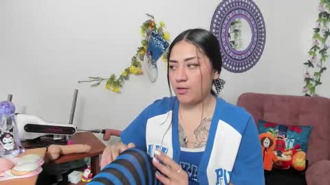 Snapshot of hanna_moore1 chatting on 28, 12, 2024 Camila online show from 28, 12, 2024