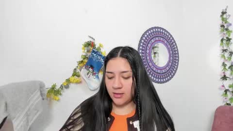 Snapshot of hanna_moore1 chatting on 4, 1, 2025 Camila online show from 4, 1, 2025