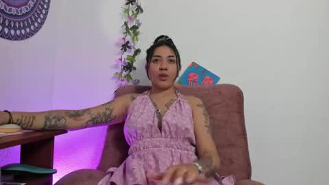 Snapshot of hanna_moore1 chatting on 15, 1, 2025 Camila online show from 15, 1, 2025