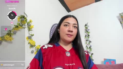 Snapshot of hanna_moore1 chatting on 25, 1, 2025 Camila online show from 25, 1, 2025