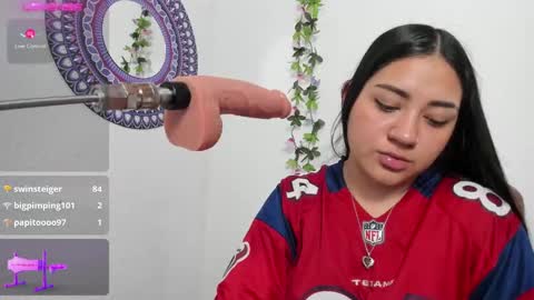 Snapshot of hanna_moore1 chatting on 25, 1, 2025 Camila online show from 25, 1, 2025