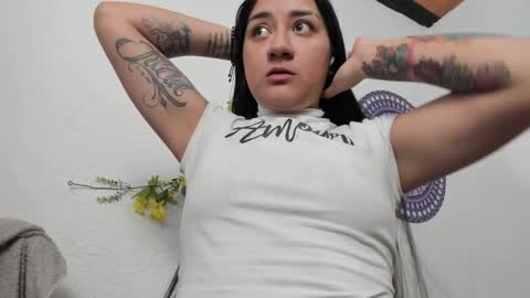 Snapshot of hanna_moore1 chatting on 4, 2, 2025 Camila online show from 4, 2, 2025