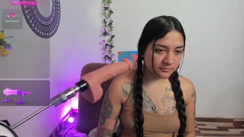 Snapshot of hanna_moore1 chatting on 21, 2, 2025 Camila online show from 21, 2, 2025