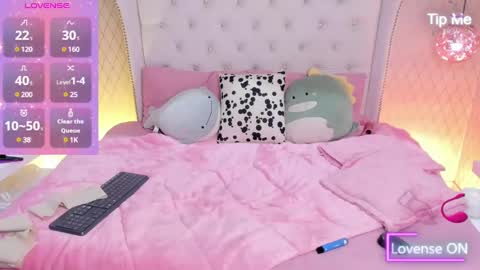 Snapshot of hanna_weston chatting on 7, 12, 2024 hanna online show from 7, 12, 2024