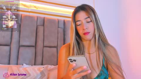 Snapshot of hannabronw chatting on 17, 9, 2025 Eliana online show from 17, 9, 2025
