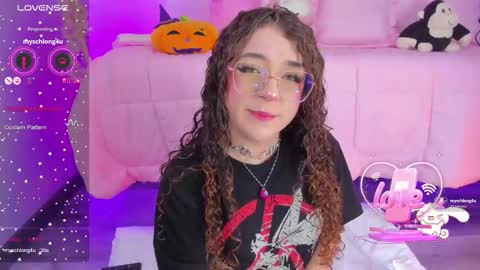 hannacutegod online show from 25, 10, 2025