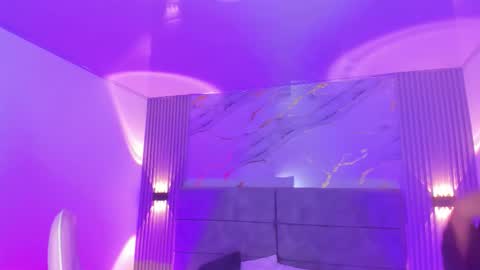 Snapshot of hannaferrati chatting on 15, 10, 2025 hanna online show from 15, 10, 2025