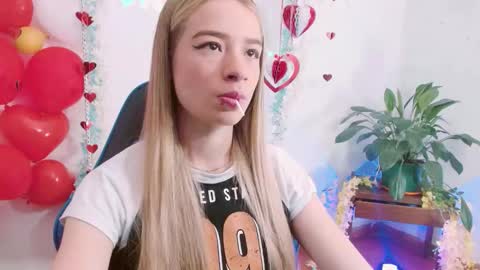 Snapshot of hannah_026 chatting on 24, 9, 2025 Hannah 027 online show from 24, 9, 2025