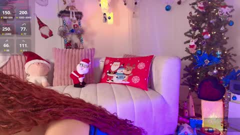 Snapshot of hannah_lovee chatting on 12, 12, 2024 hannah_lovee online show from 12, 12, 2024