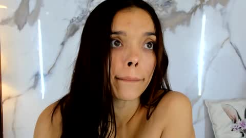 Snapshot of hannahill69 chatting on 15, 1, 2025 Hannahill69 online show from 15, 1, 2025
