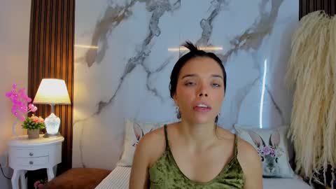 Snapshot of hannahill69 chatting on 21, 2, 2025 Hannahill69 online show from 21, 2, 2025