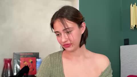 hannahinto online show from 1, 4, 2026