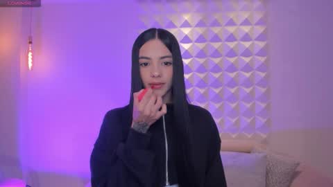 Snapshot of hannahjamesx chatting on 16, 11, 2025 HANNAH J online show from 16, 11, 2025