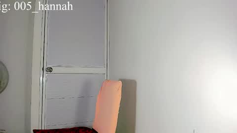 hannahsmit_ online show from 12, 10, 2025