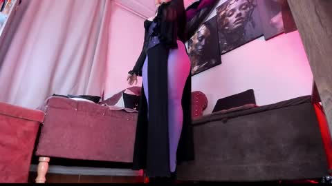 Snapshot of hannalicious4u chatting on 13, 2, 2025 FOLLOW ME INTA MOONXMAFE online show from 13, 2, 2025