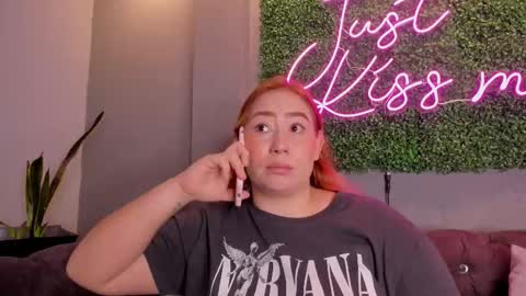 Snapshot of hannamartinn_ chatting on 8, 10, 2025 hannamartinn_ online show from 8, 10, 2025