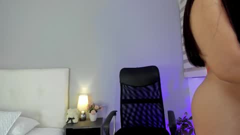 Snapshot of hannamartinnez chatting on 9, 2, 2025 hannamartinnez online show from 9, 2, 2025