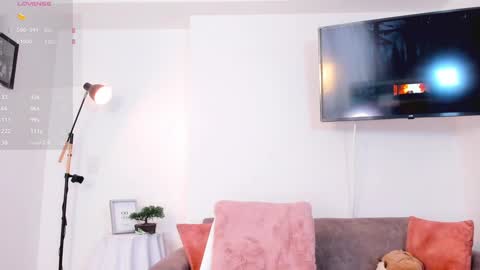 Hanna Os online show from 3, 1, 2025