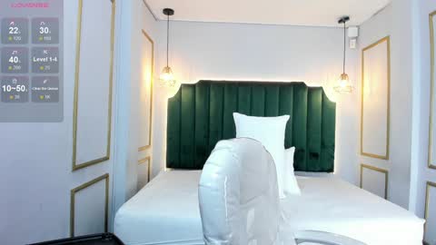 HannaPaola online show from 1, 2, 2025