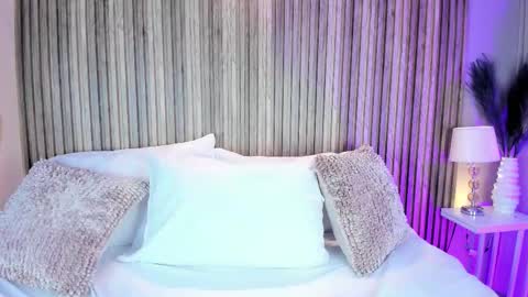 HannaPaola online show from 8, 1, 2026