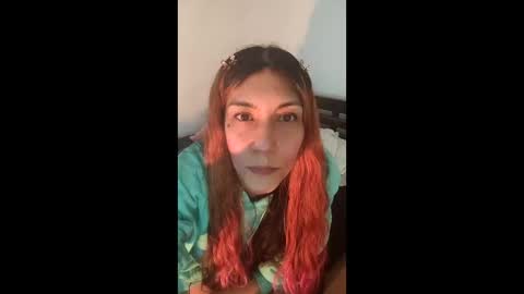 Snapshot of hannaqueen23 chatting on 5, 2, 2026 hannaqueen23 online show from 5, 2, 2026